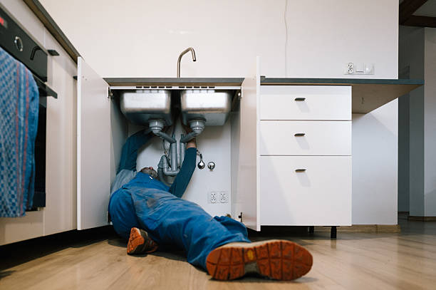 Professional Leak Detection technician working in Kenilworth, NJ